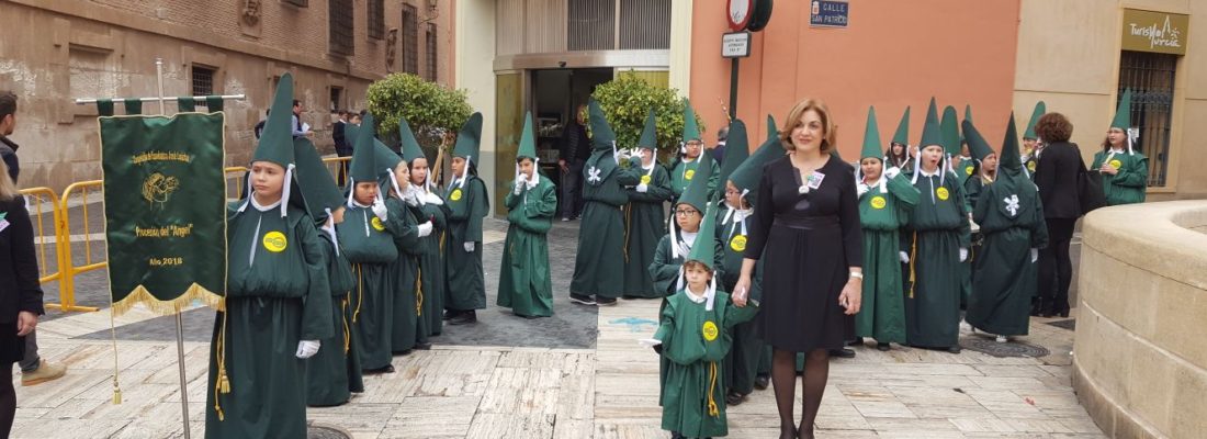 El colegio José Loustau en la "Procesión del Ángel"